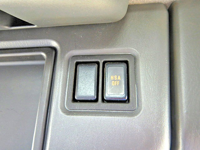 いすゞフォワード冷凍車（冷蔵車）中型（4t）[写真29]