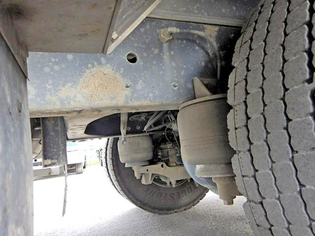 日野レンジャー幌ウイング中型（4t）[写真20]