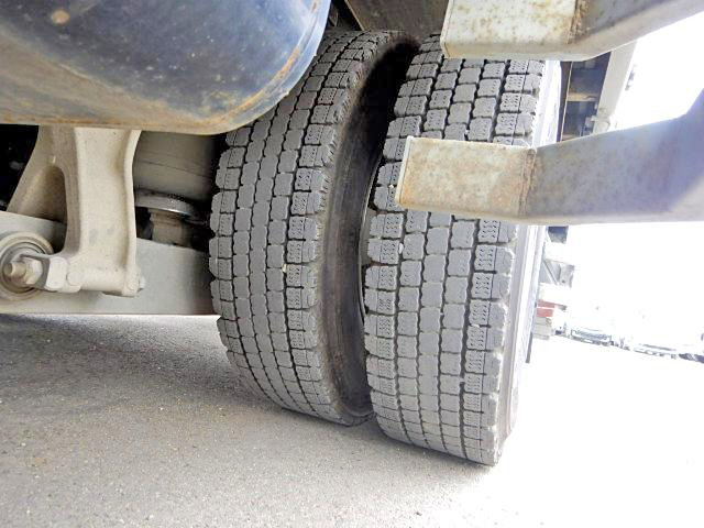 日野レンジャー幌ウイング中型（4t）[写真27]