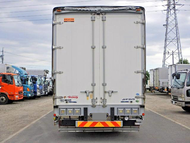 日野レンジャー幌ウイング中型（4t）[写真05]