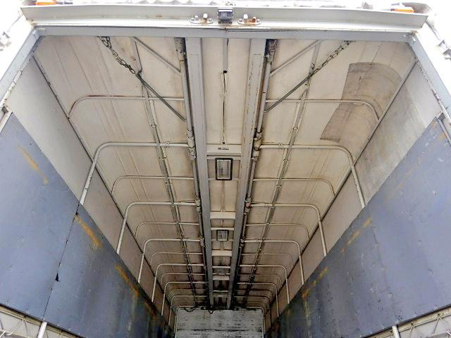 日野レンジャー幌ウイング中型（4t）[写真09]