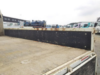 いすゞエルフ平ボディ小型（2t・3t）[写真16]