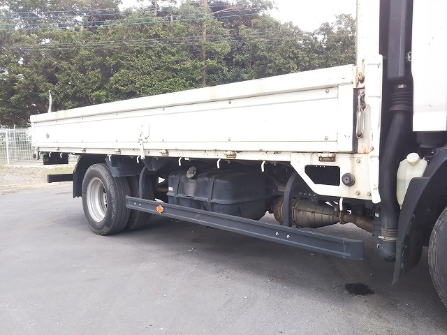 いすゞエルフ平ボディ小型（2t・3t）[写真17]