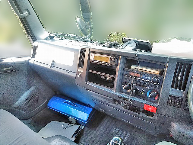 いすゞエルフクレーン6段小型（2t・3t）[写真36]