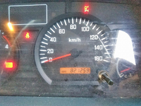 いすゞエルフクレーン6段小型（2t・3t）[写真38]