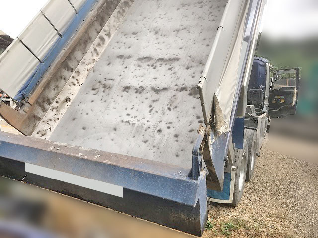 いすゞギガダンプ大型（10t）[写真04]