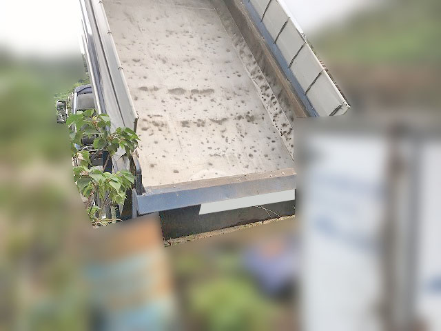 いすゞギガダンプ大型（10t）[写真06]