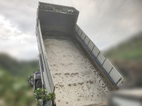 いすゞギガダンプ大型（10t）[写真07]