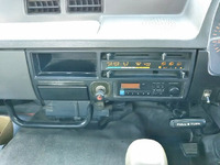 三菱ふそうファイターセルフクレーン4段中型（4t）[写真28]