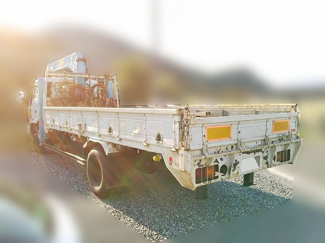 三菱ふそうファイターセルフクレーン4段中型（4t）[写真05]