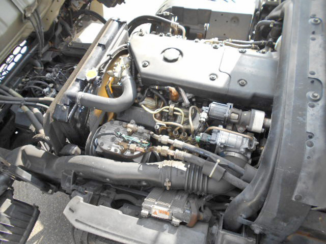 いすゞエルフ冷蔵冷凍ウイング小型（2t・3t）[写真16]