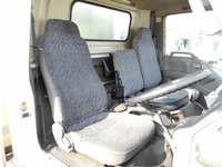 いすゞエルフ冷蔵冷凍ウイング小型（2t・3t）[写真17]