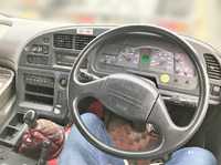 いすゞギガタンク車（タンクローリー）大型（10t）[写真16]