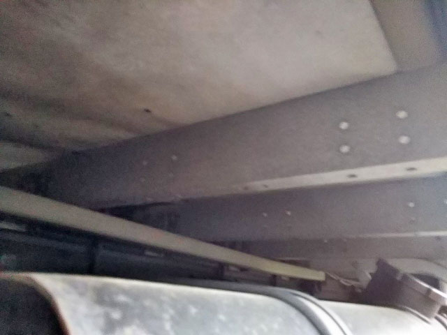 いすゞギガアルミウイング大型（10t）[写真15]