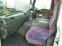 いすゞギガアルミウイング大型（10t）[写真26]