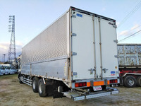 いすゞギガアルミウイング大型（10t）[写真04]