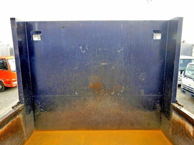 いすゞフォワードダンプ増トン（6t・8t）[写真08]