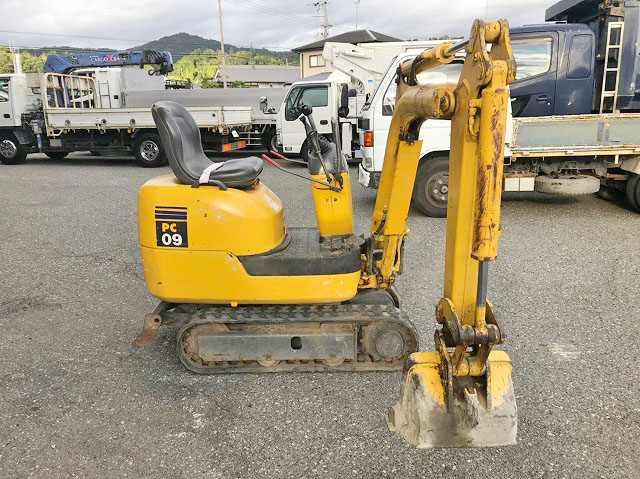 コマツミニユンボ（ミニバックホー）[写真09]