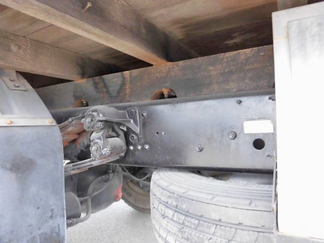 三菱ふそうファイタークレーン5段増トン（6t・8t）[写真22]