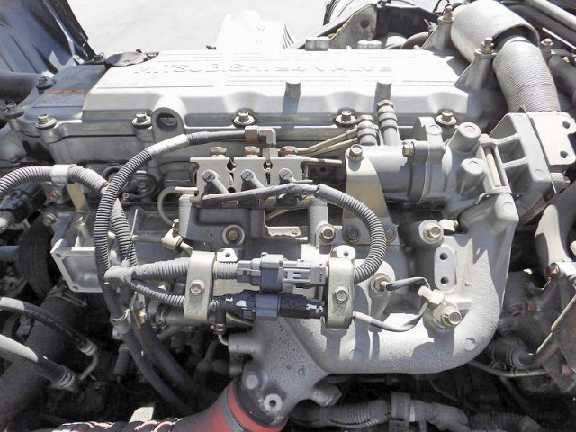 三菱ふそうファイタークレーン5段増トン（6t・8t）[写真25]