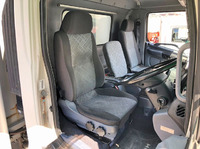 日野レンジャーアルミウイング中型（4t）[写真30]