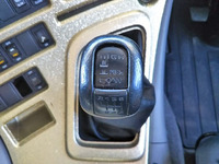 UDトラックスクオンクレーン5段大型（10t）[写真33]