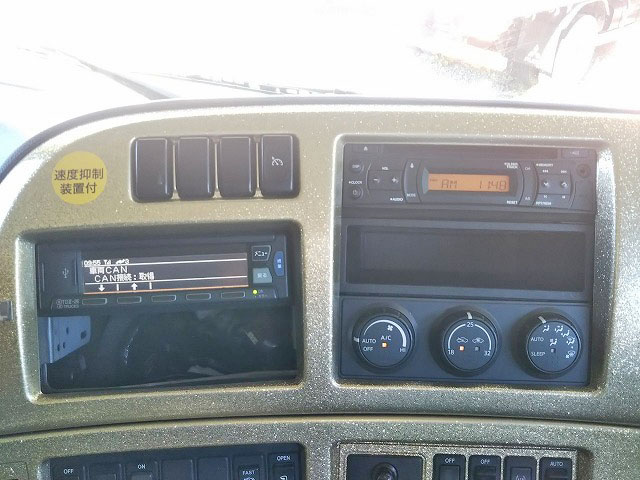 UDトラックスクオンクレーン5段大型（10t）[写真36]