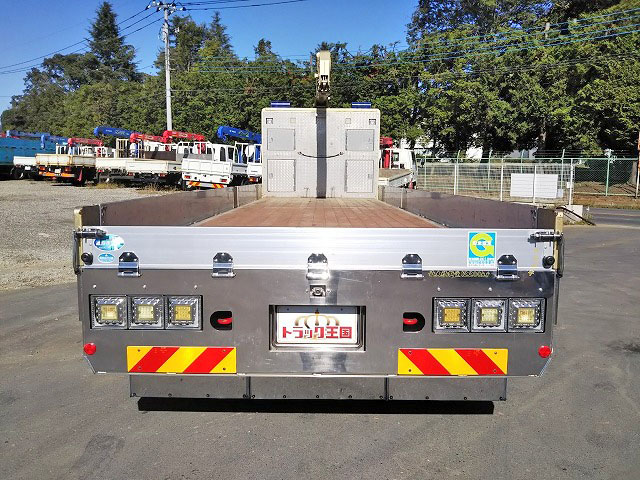 UDトラックスクオンクレーン5段大型（10t）[写真08]