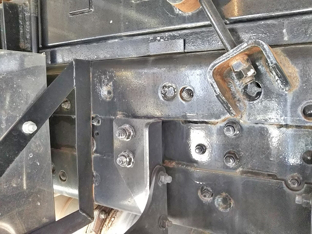 三菱ふそうファイタークレーン4段増トン（6t・8t）[写真19]