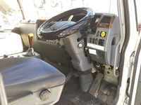 三菱ふそうファイタークレーン4段増トン（6t・8t）[写真32]