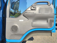 いすゞエルフカーテン車小型（2t・3t）[写真28]