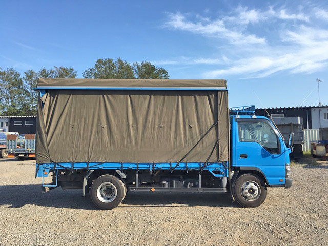 いすゞエルフカーテン車小型（2t・3t）[写真06]