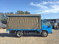 いすゞエルフカーテン車小型（2t・3t）[写真06]