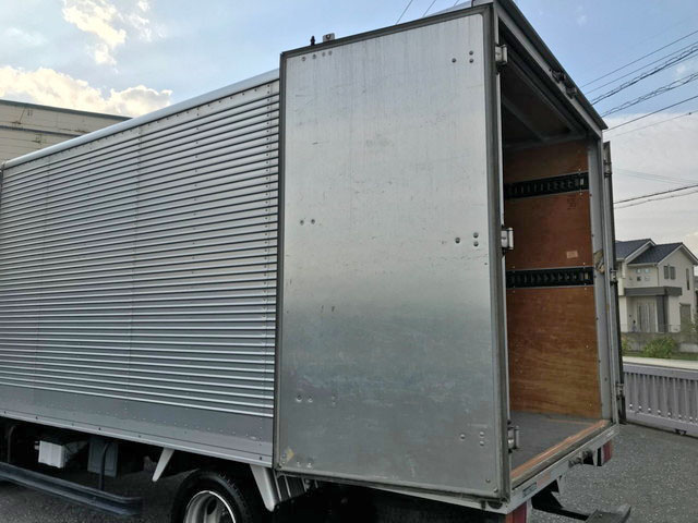 トヨタトヨエースアルミバン小型（2t・3t）[写真11]