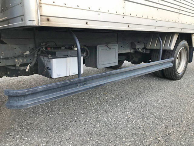 トヨタトヨエースアルミバン小型（2t・3t）[写真19]