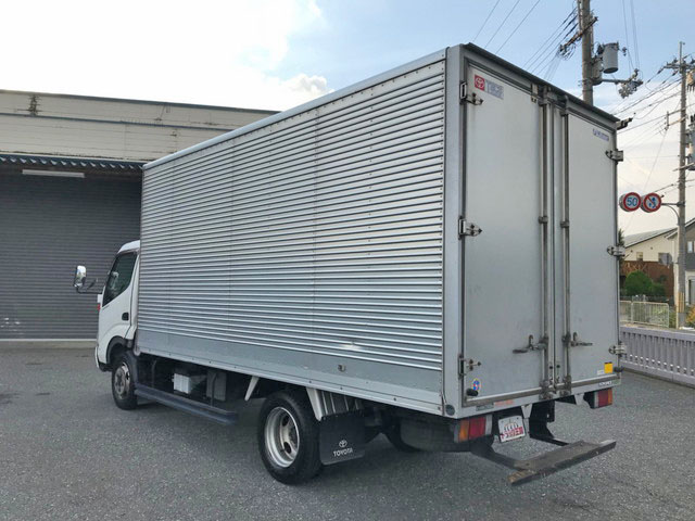 トヨタトヨエースアルミバン小型（2t・3t）[写真03]