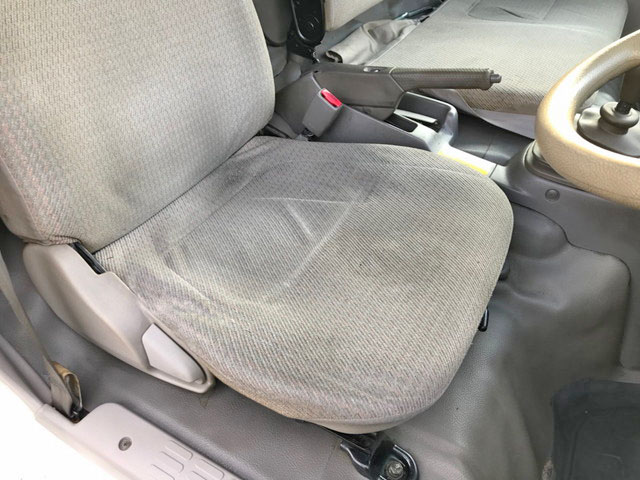 トヨタトヨエースアルミバン小型（2t・3t）[写真31]