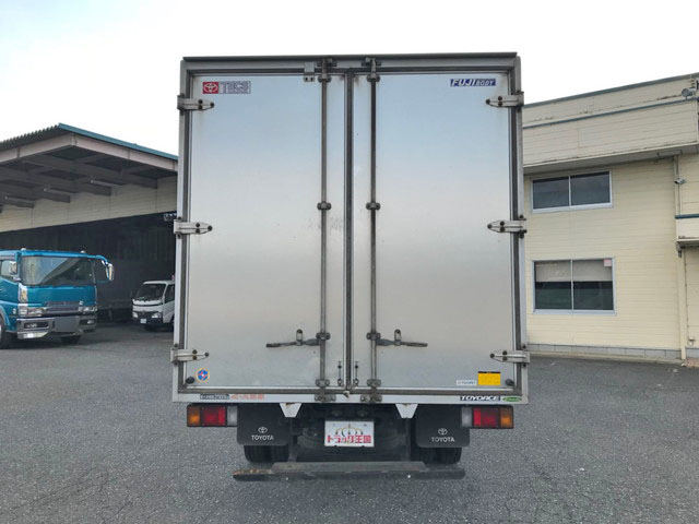 トヨタトヨエースアルミバン小型（2t・3t）[写真08]