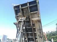 いすゞギガダンプ大型（10t）[写真17]