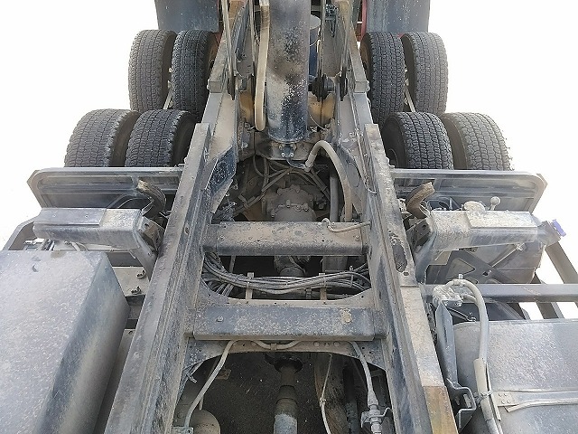 いすゞギガダンプ大型（10t）[写真19]