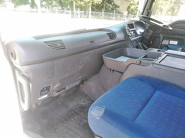 いすゞギガダンプ大型（10t）[写真31]