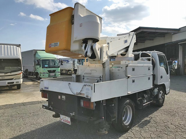 いすゞエルフ高所作業車小型（2t・3t）[写真02]