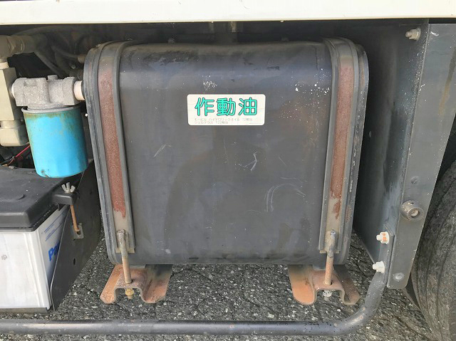 いすゞエルフ高所作業車小型（2t・3t）[写真23]