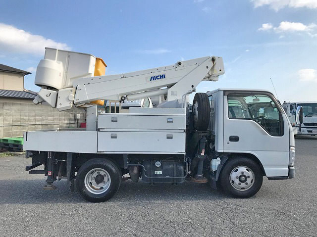 いすゞエルフ高所作業車小型（2t・3t）[写真07]