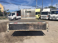 三菱ふそうキャンター平ボディ小型（2t・3t）[写真10]