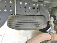 三菱ふそうキャンター平ボディ小型（2t・3t）[写真18]