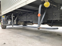 三菱ふそうキャンターアルミバン小型（2t・3t）[写真19]