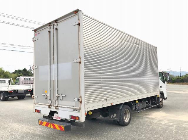 三菱ふそうキャンターアルミバン小型（2t・3t）[写真02]