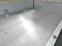 三菱ふそうキャンターガッツアルミブロック小型（2t・3t）[写真10]