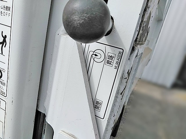 三菱ふそうキャンターガッツアルミブロック小型（2t・3t）[写真18]